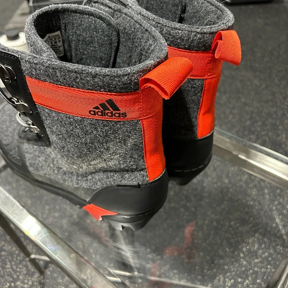 Adidas PrimaLoft Gray and Black Men's Boots with Red Accents - Picture 3 of 5